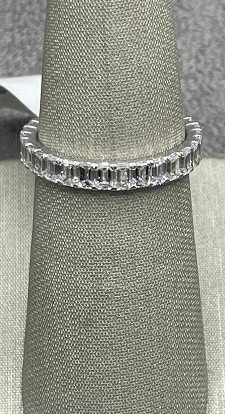 14K White Gold Lab Diamond Baguette Ring (25715)
